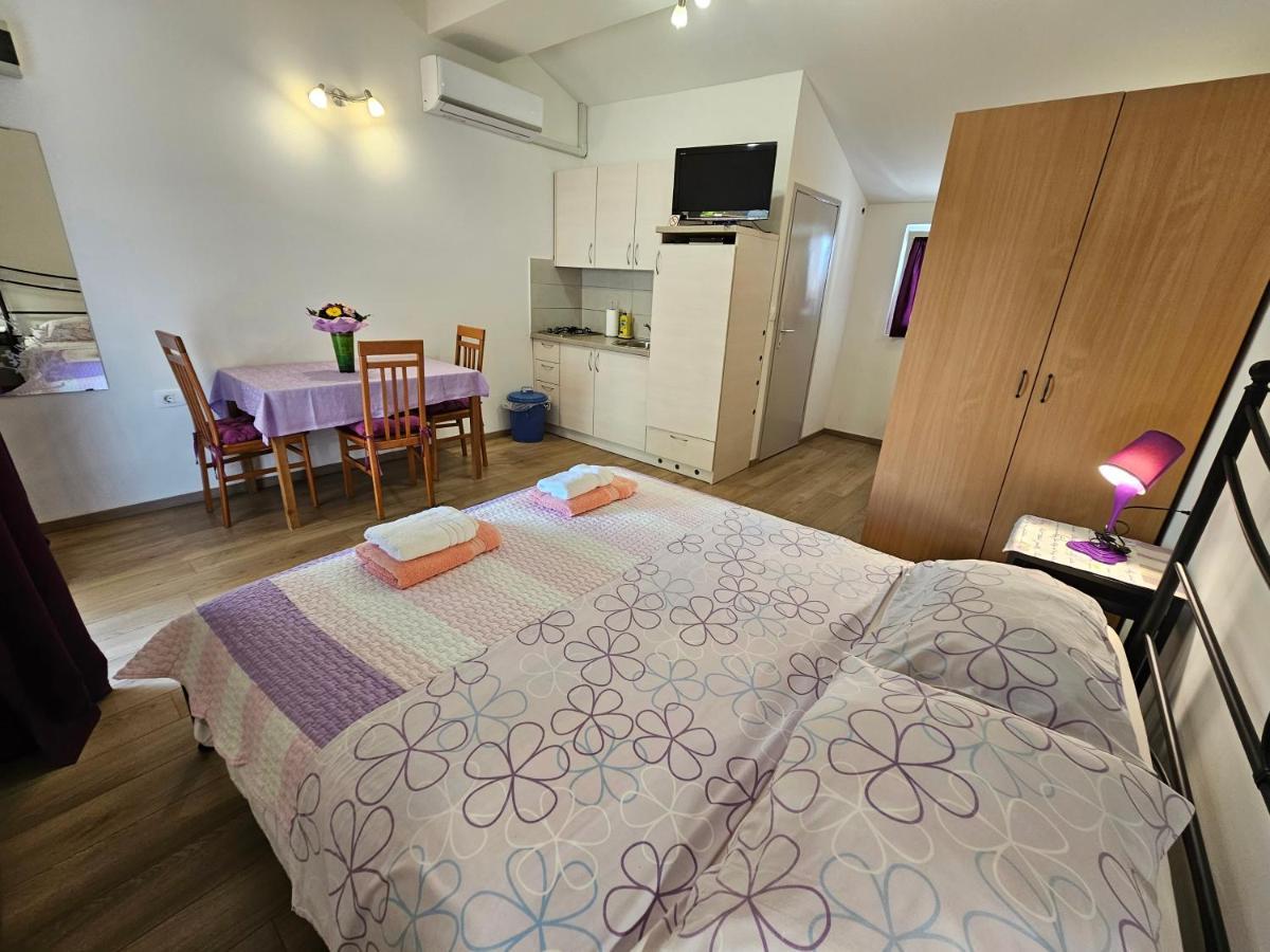 Apartments La Pergola Rovinj Exterior photo